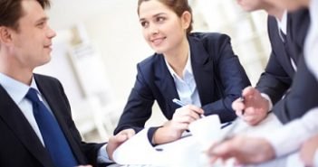 Thông báo tuyển dụng nhân viên tư vấn pháp luật nhân viên tư vấn pháp luật